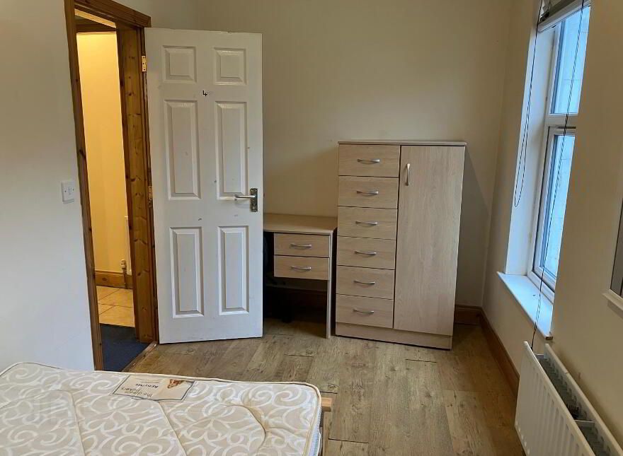 22 Agincourt Street, Belfast, BT7 1RB