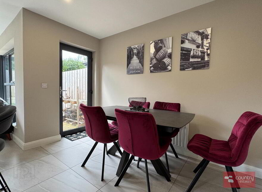 6 Aiken Square, Ballyclare, BT39 9HT