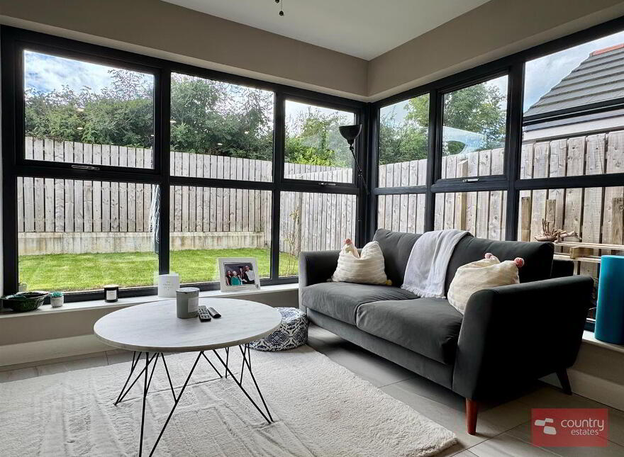 6 Aiken Square, Ballyclare, BT39 9HT