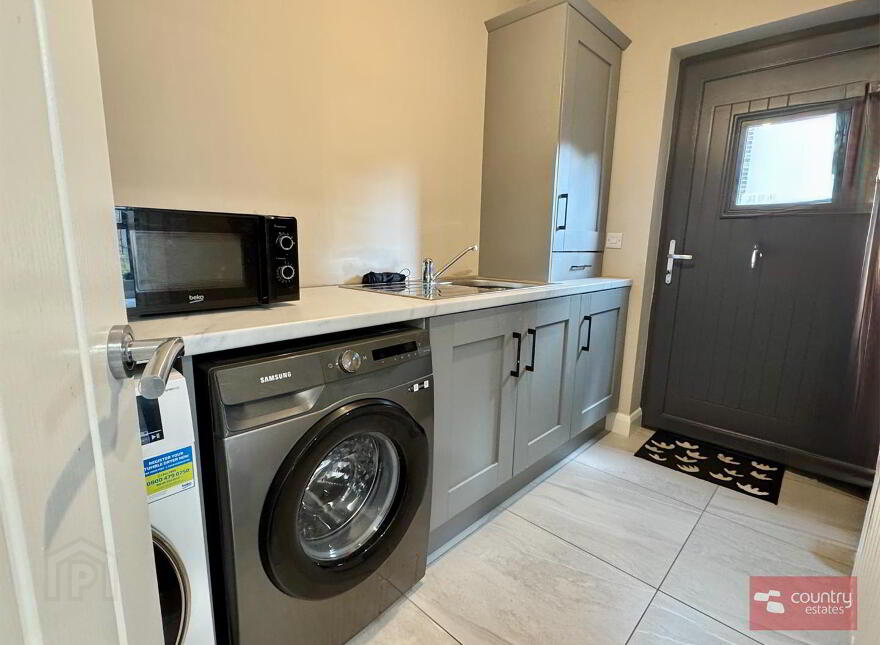 6 Aiken Square, Ballyclare, BT39 9HT