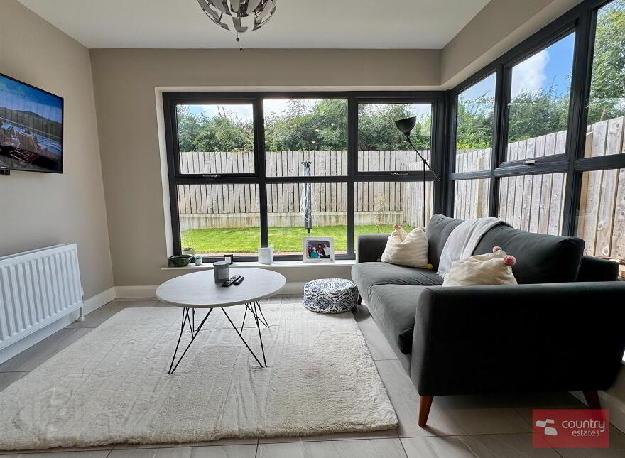 6 Aiken Square, Ballyclare, BT39 9HT