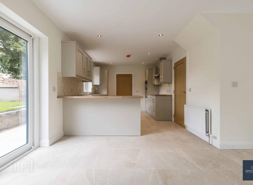 Hta, Clover Heights, Blackskull