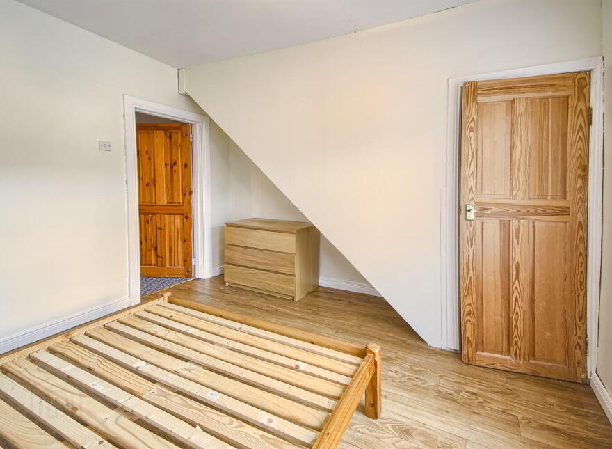 52 Hatfield Street, Belfast, BT7 2FD