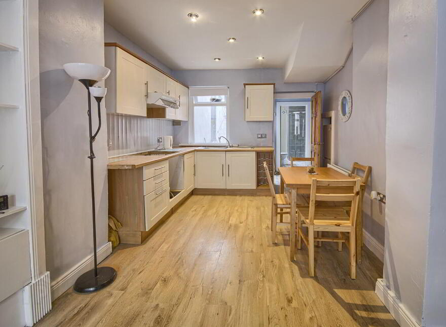 52 Hatfield Street, Belfast, BT7 2FD