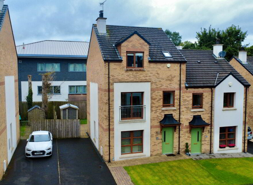 7 The Beechgrove, Limavady Road, L'Derry, BT47 6NY photo