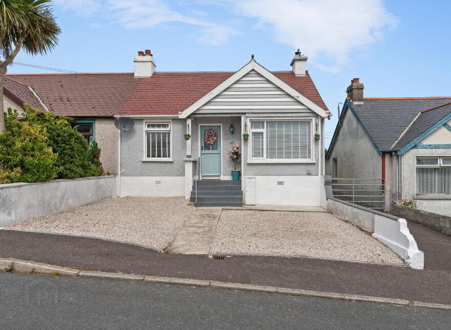 9 Strand Park, Ballywalter, Newtownards, BT22 2PW photo