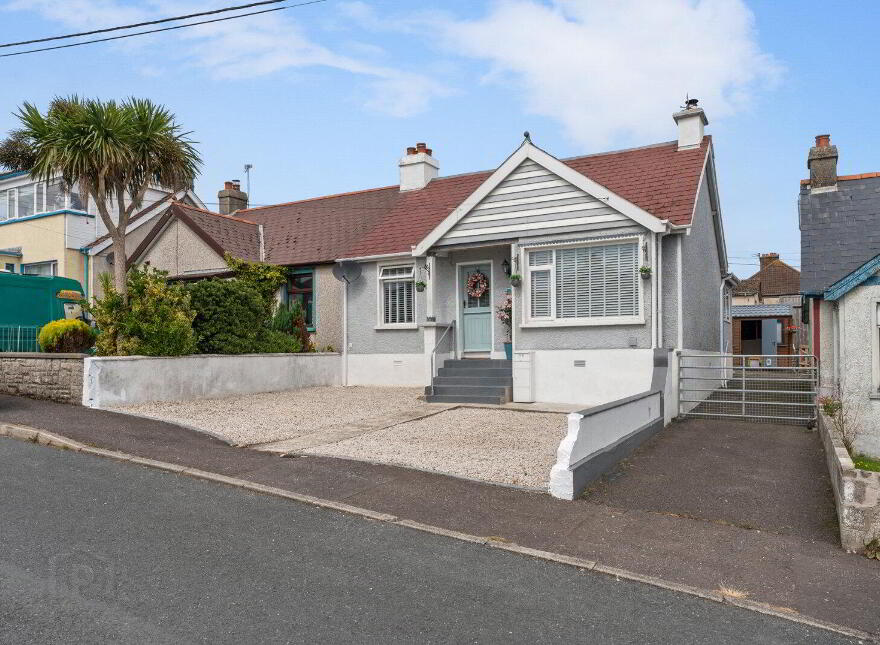 9 Strand Park, Ballywalter, Newtownards, BT22 2PW