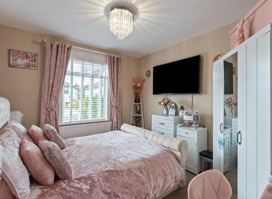 9 Strand Park, Ballywalter, Newtownards, BT22 2PW