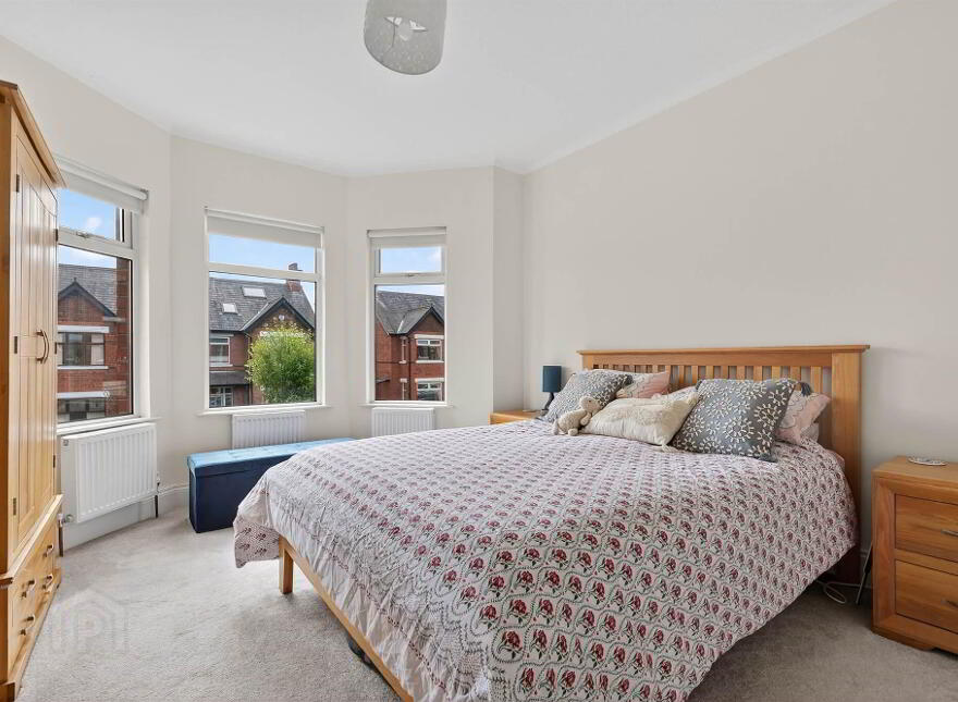 45 Pommern Parade, Belfast, BT6 9FY