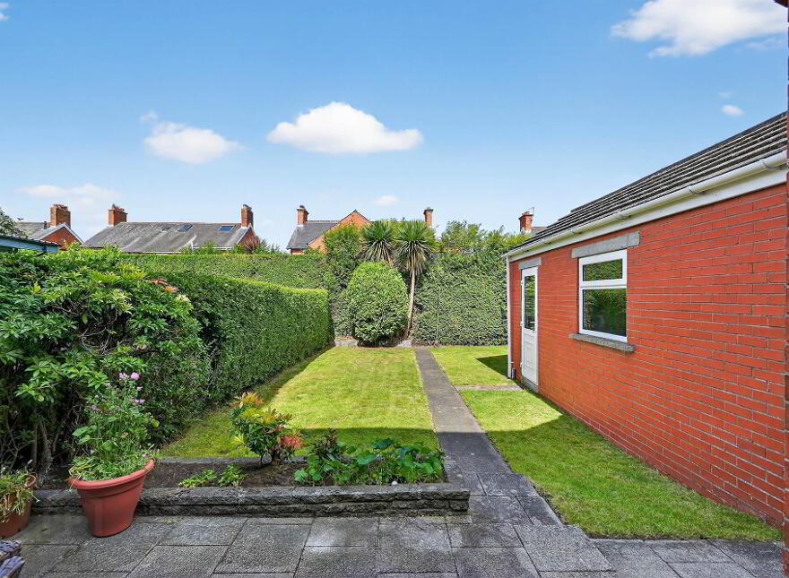 45 Pommern Parade, Belfast, BT6 9FY