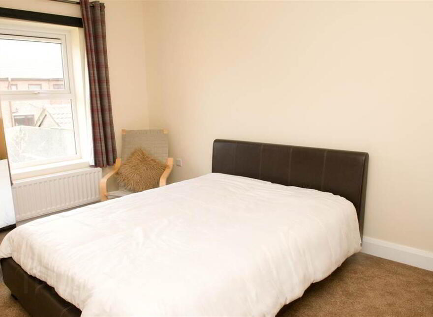 Apt 4, 201 Holywood Road, Belfast, BT4 2DG