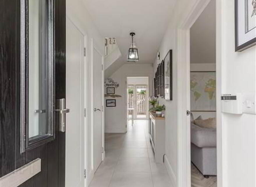 48 Woodbrook Walk, Lisburn, BT28 2ZY