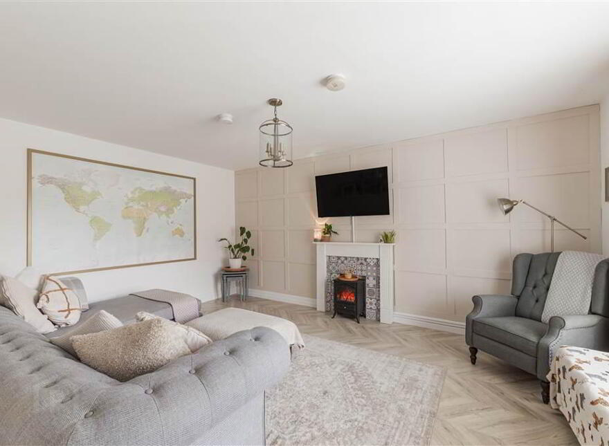 48 Woodbrook Walk, Lisburn, BT28 2ZY