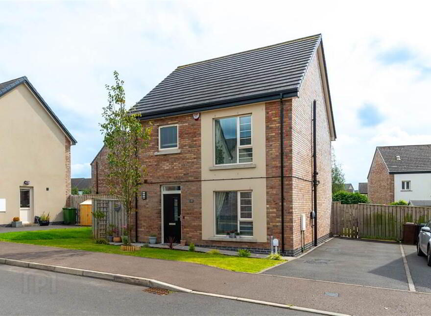 48 Woodbrook Walk, Lisburn, BT28 2ZY photo