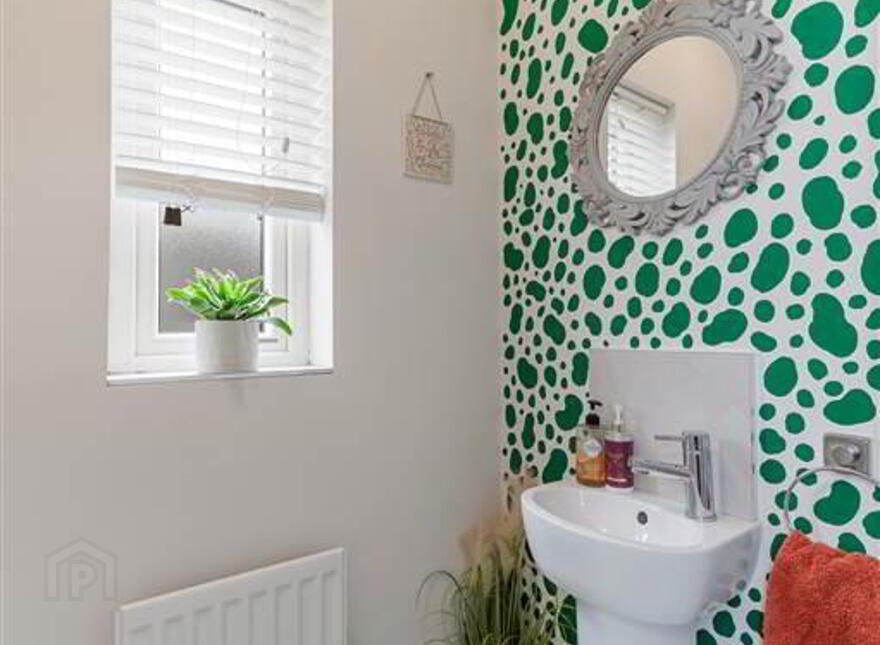 48 Woodbrook Walk, Lisburn, BT28 2ZY
