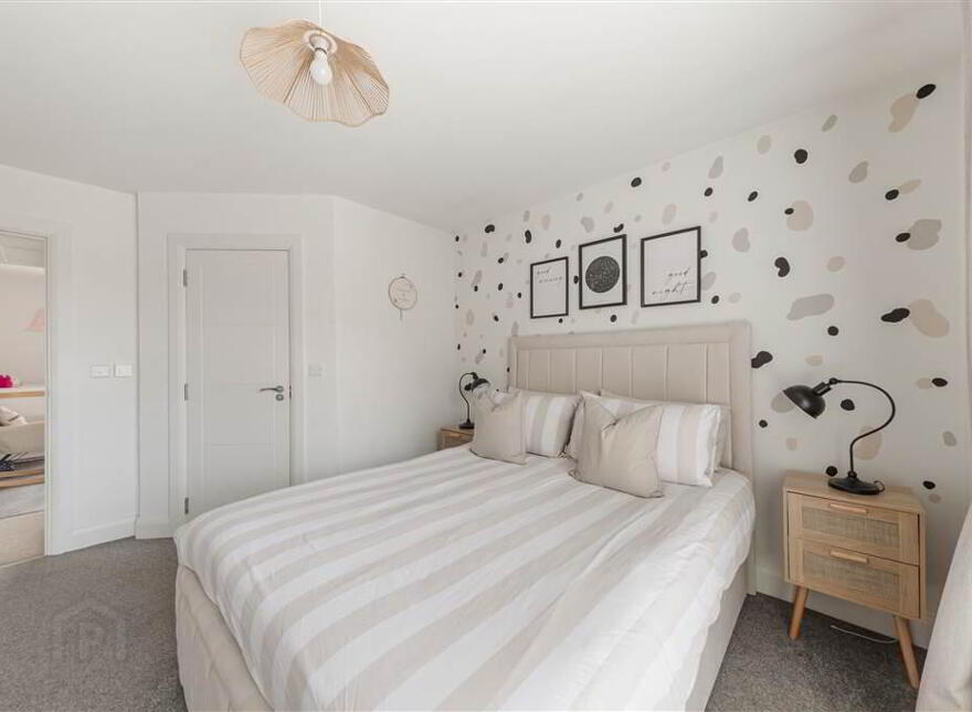48 Woodbrook Walk, Lisburn, BT28 2ZY