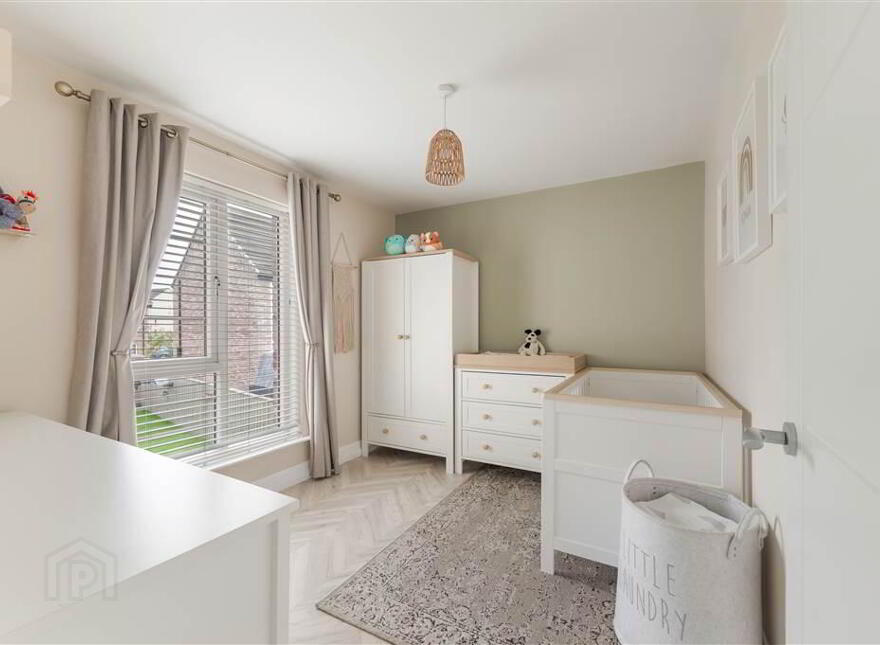 48 Woodbrook Walk, Lisburn, BT28 2ZY