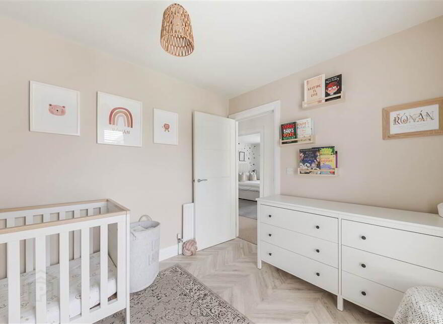 48 Woodbrook Walk, Lisburn, BT28 2ZY