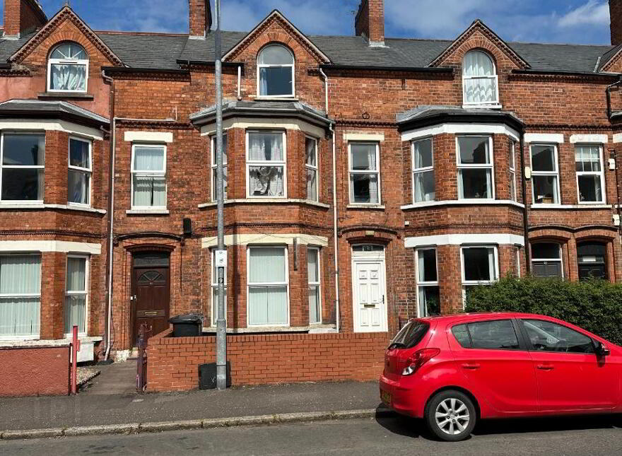 83 Malone Avenue Flat 1, Malone Road, Belfast, BT9 6EP photo