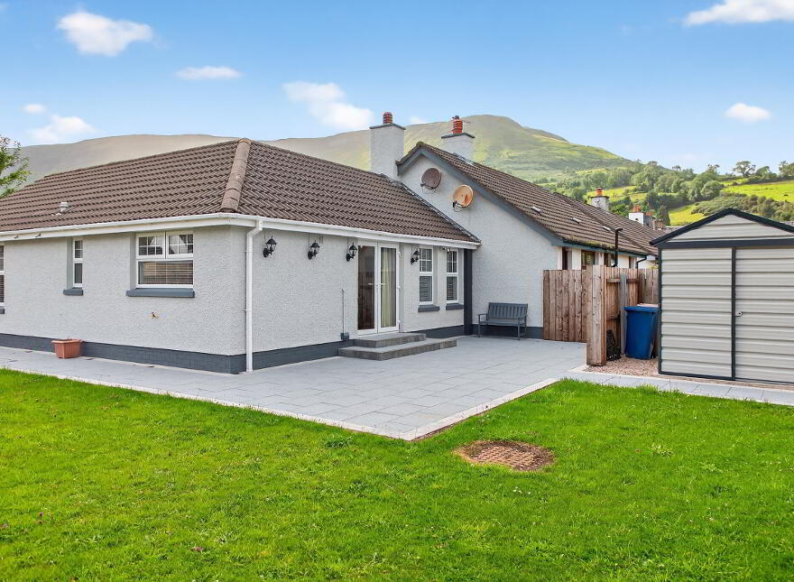 5 Ess-Na-Laragh, Waterfoot, Ballymena, BT44 0RN