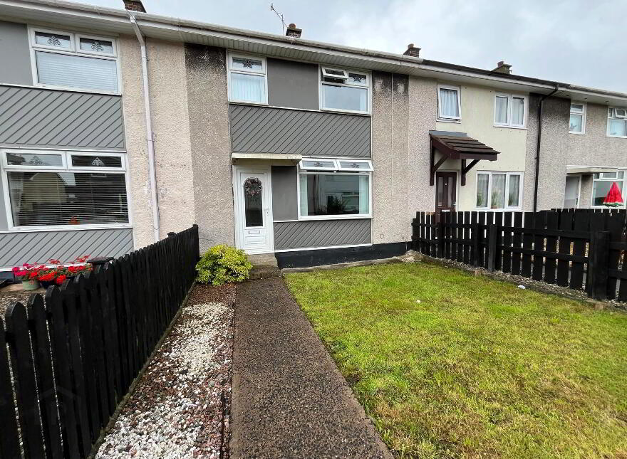 5 Ederny Walk, Carrickfergus, BT38 8NQ photo