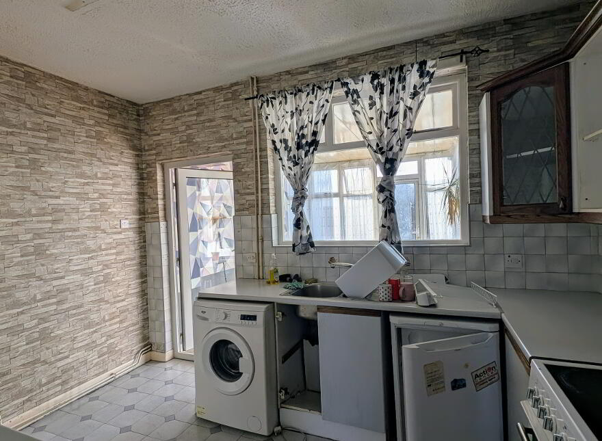 127b Bushmills Road, Coleraine, BT52 2BS