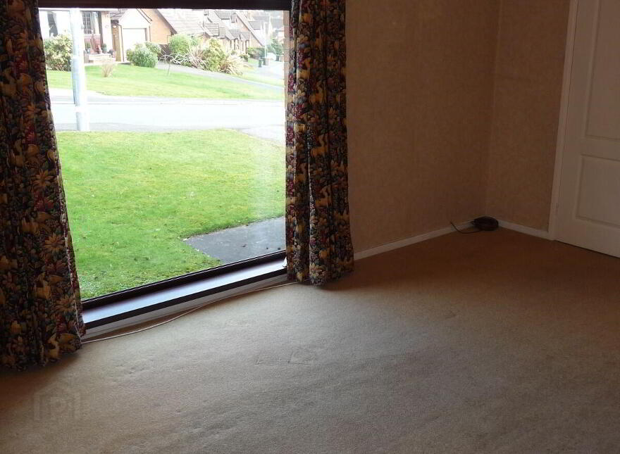 17 Grangewood Road, Dundonald, Belfast, BT16 1GW
