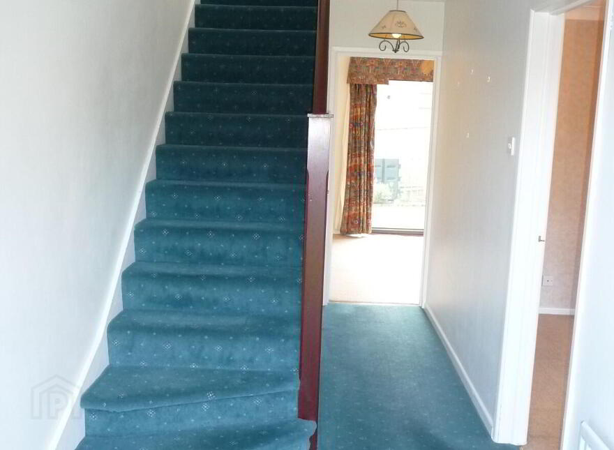 17 Grangewood Road, Dundonald, Belfast, BT16 1GW