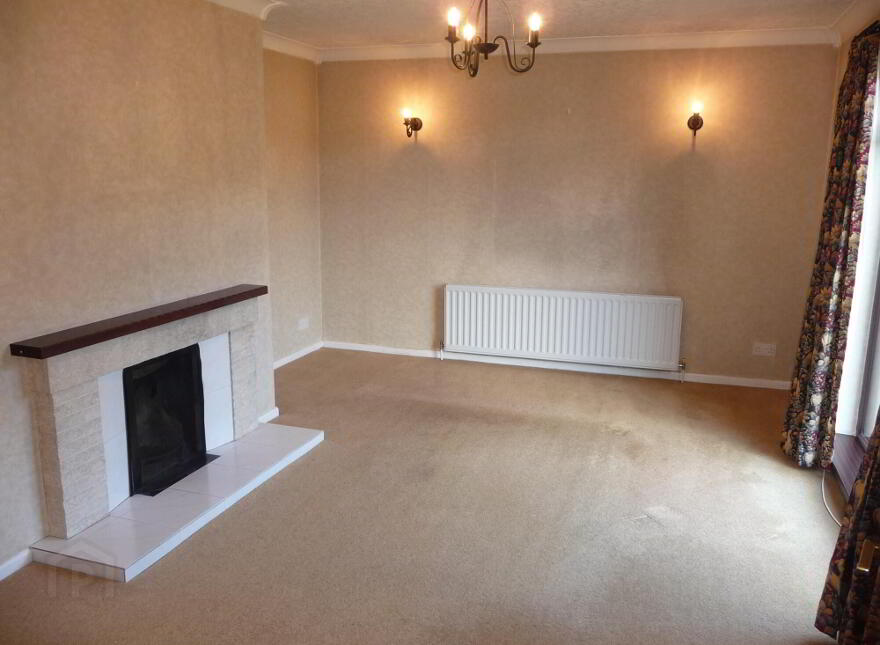 17 Grangewood Road, Dundonald, Belfast, BT16 1GW