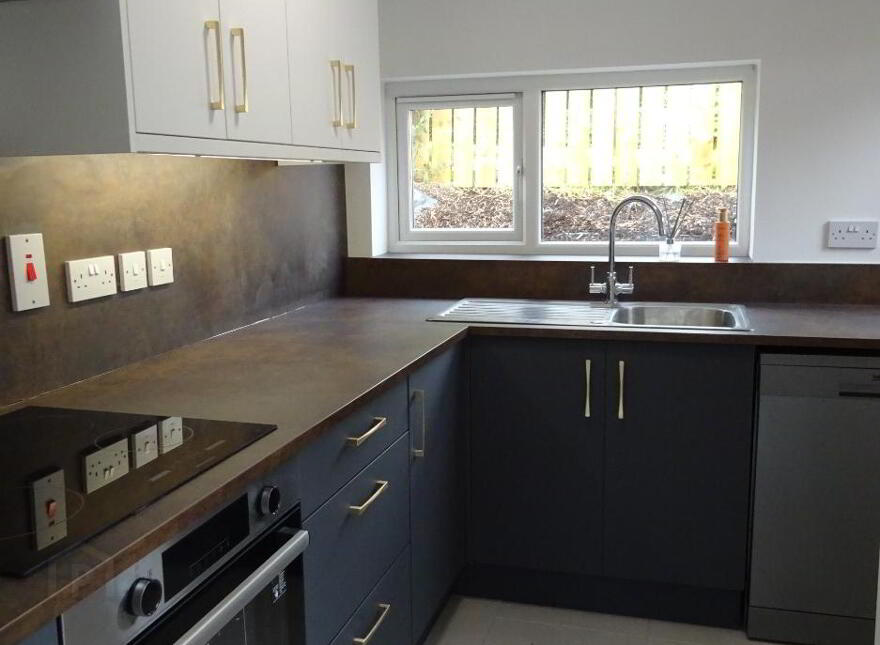 9 Deramore Gardens, Belfast, BT7 3FN