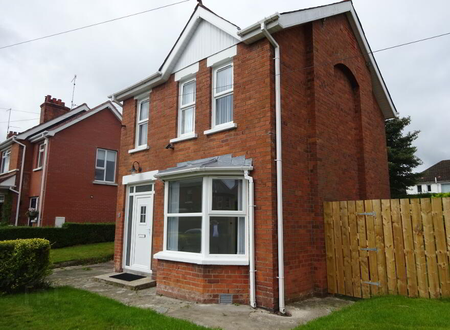 9 Deramore Gardens, Belfast, BT7 3FN
