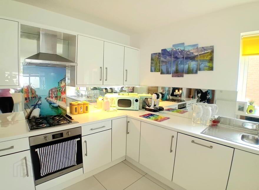 7 Highgrove Green, Carrickfergus, BT38 9UB