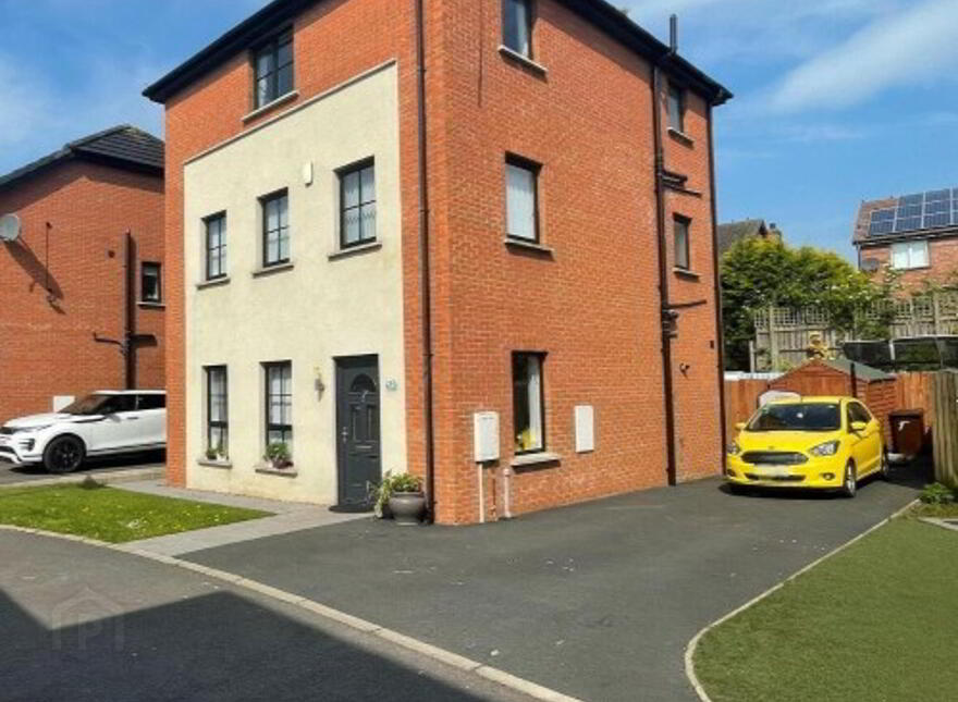 7 Highgrove Green, Carrickfergus, BT38 9UB