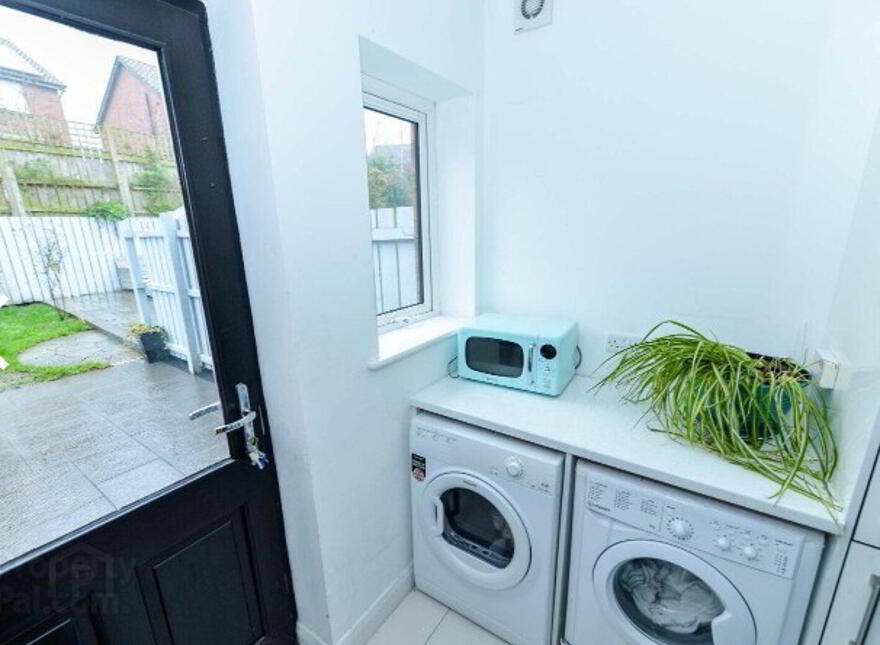 7 Highgrove Green, Carrickfergus, BT38 9UB