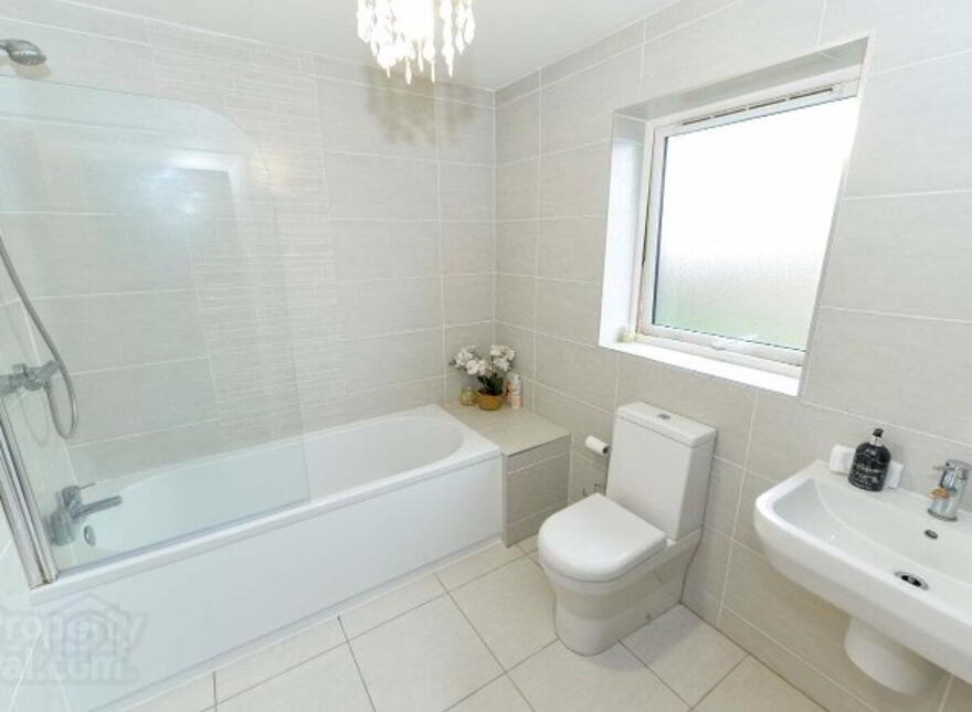 7 Highgrove Green, Carrickfergus, BT38 9UB