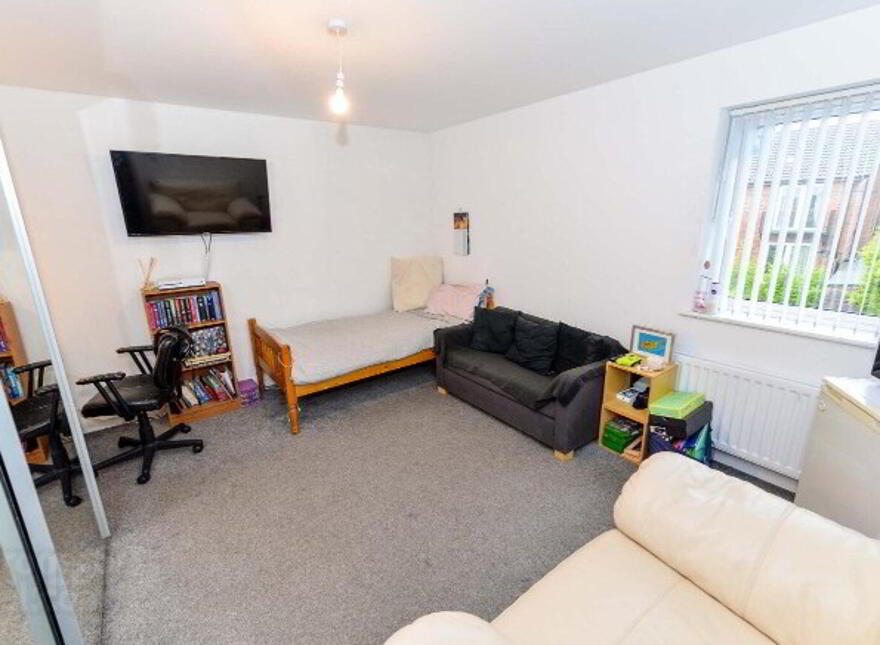 7 Highgrove Green, Carrickfergus, BT38 9UB