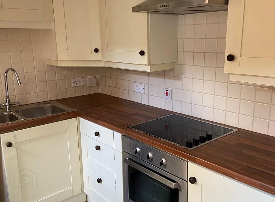 75 Ballygomartin Road, Belfast, BT13 3LB