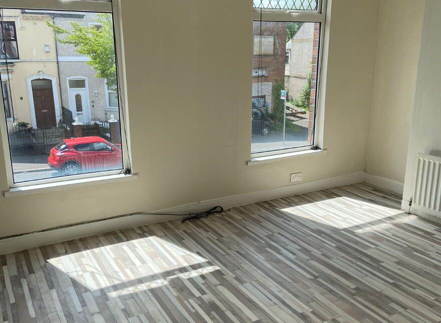 75 Ballygomartin Road, Belfast, BT13 3LB