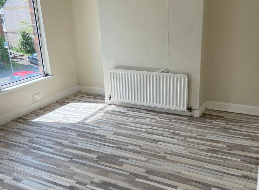75 Ballygomartin Road, Belfast, BT13 3LB