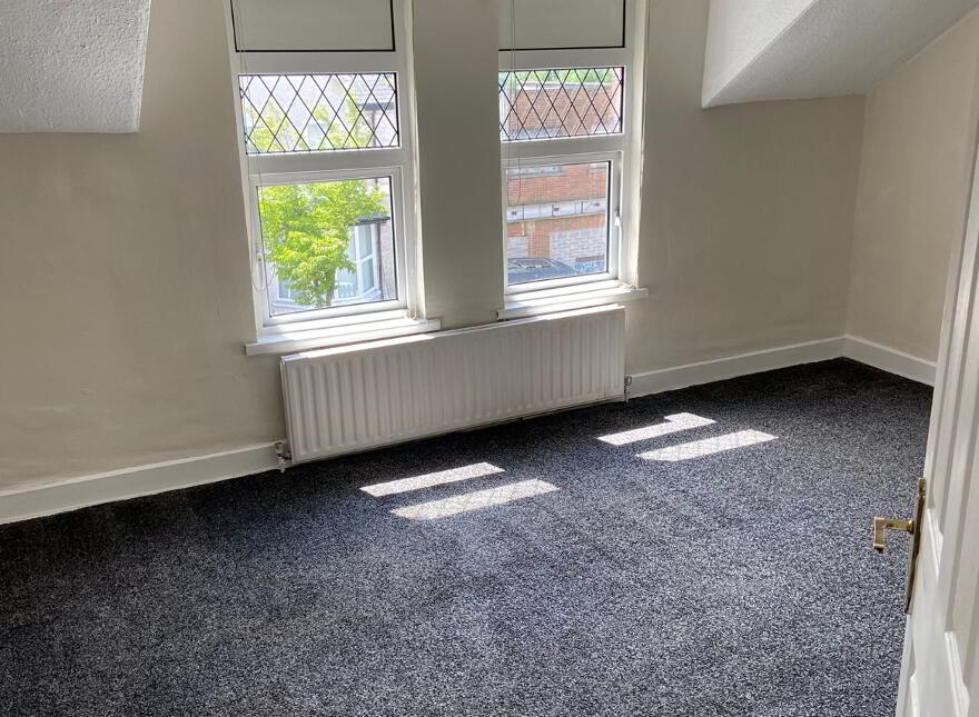 75 Ballygomartin Road, Belfast, BT13 3LB