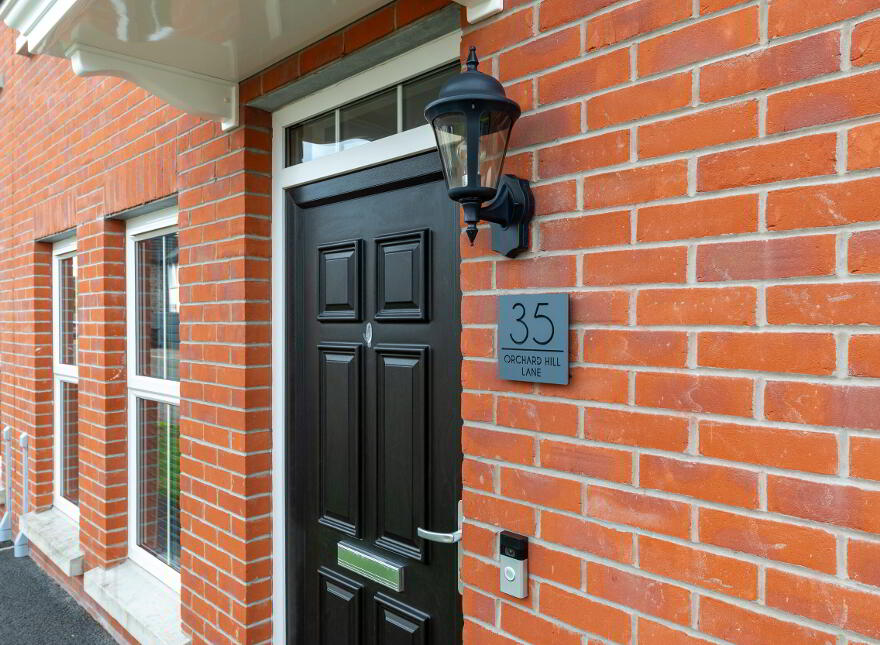 35 Orchard Hill Lane, Dundonald, Belfast, BT16 1AZ