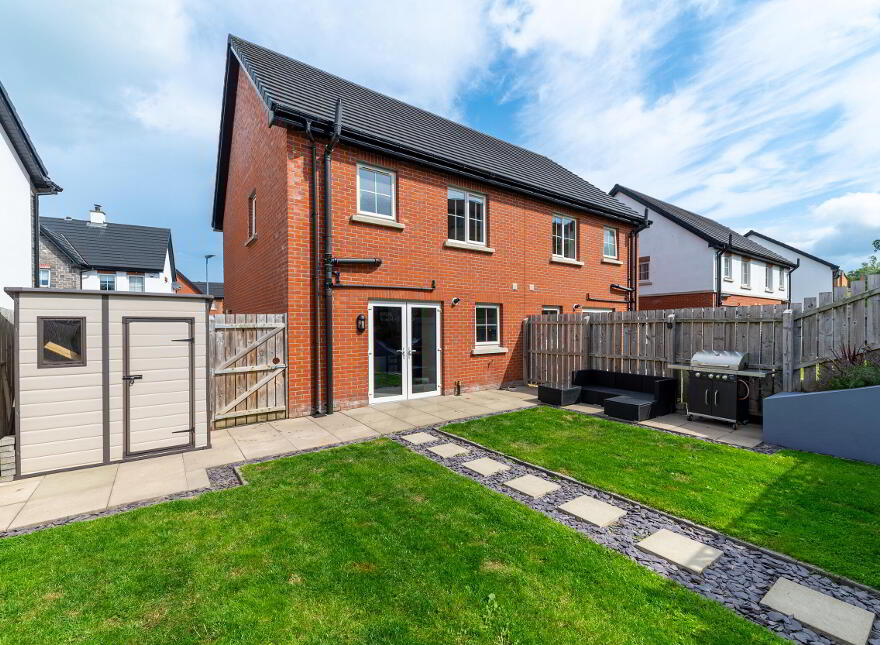 35 Orchard Hill Lane, Dundonald, Belfast, BT16 1AZ