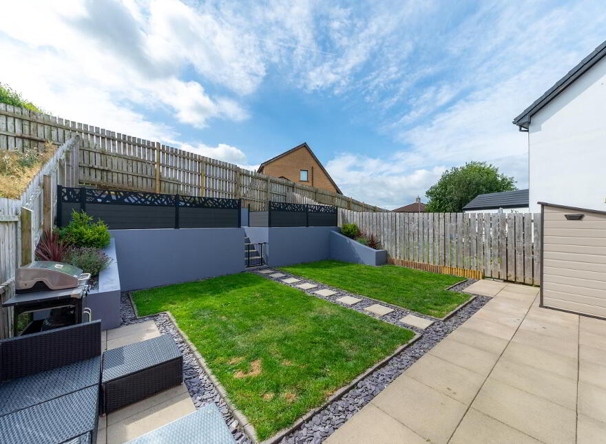 35 Orchard Hill Lane, Dundonald, Belfast, BT16 1AZ