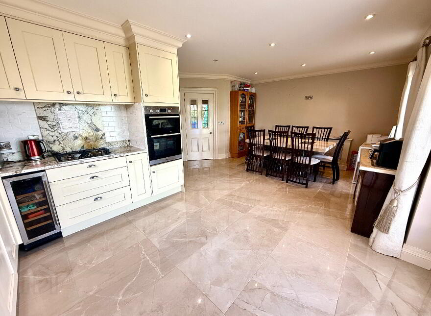 6 Oak Country Green, Waterside, Derry, BT47 6FU