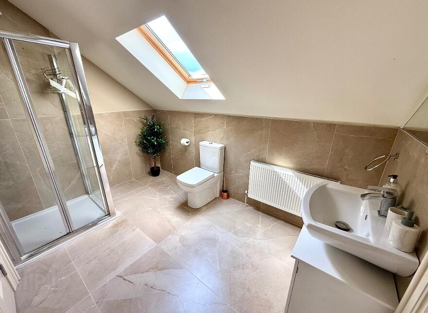 6 Oak Country Green, Waterside, Derry, BT47 6FU