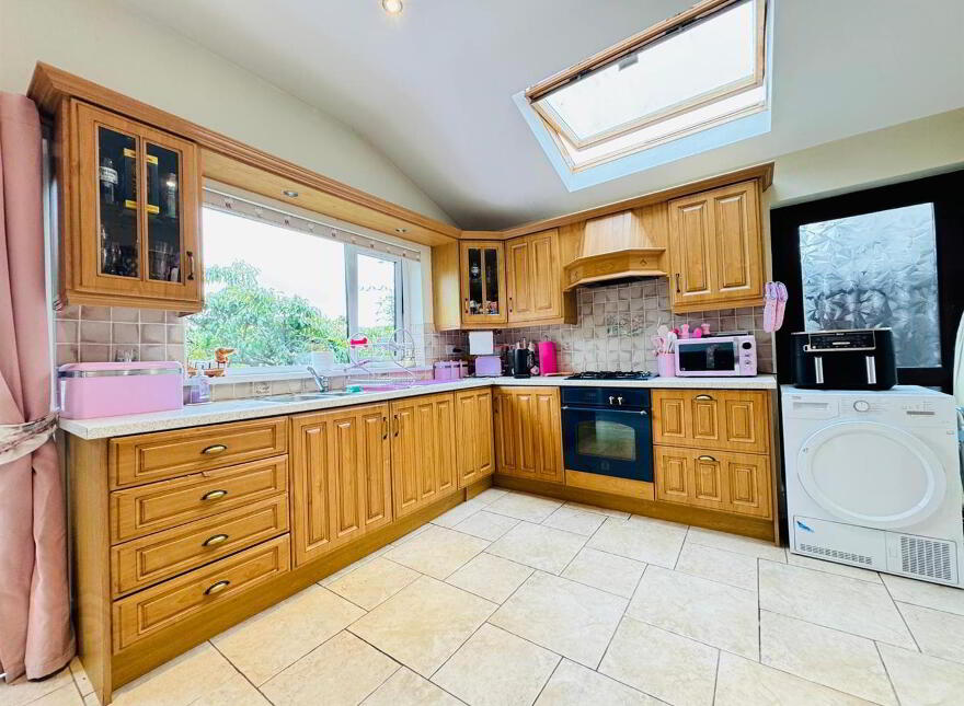 75 Doagh Road, Balyclare, Ballyclare, BT39 9EE