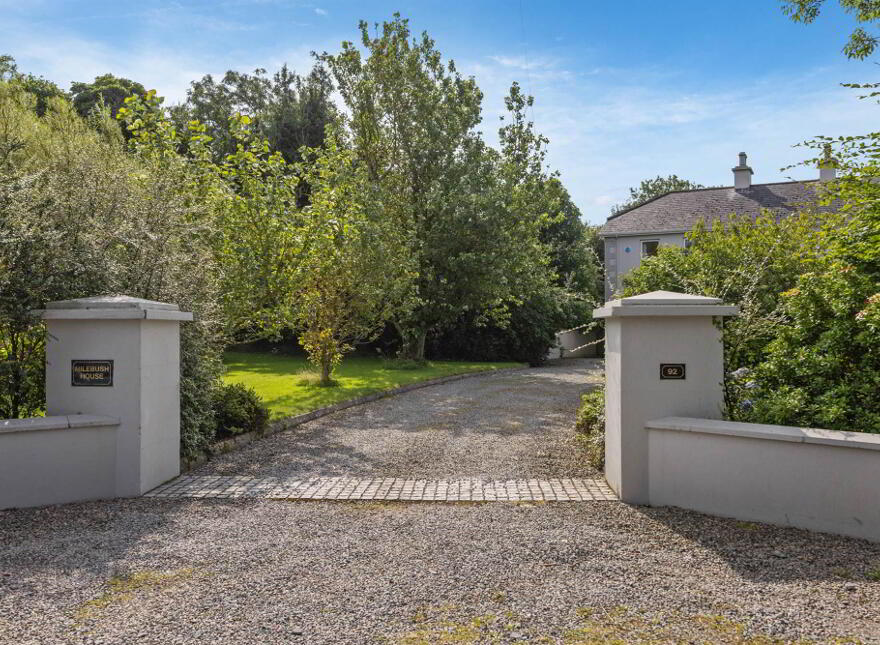 Milebush House, 92 Milebush Road, Dromore, BT25 1RX