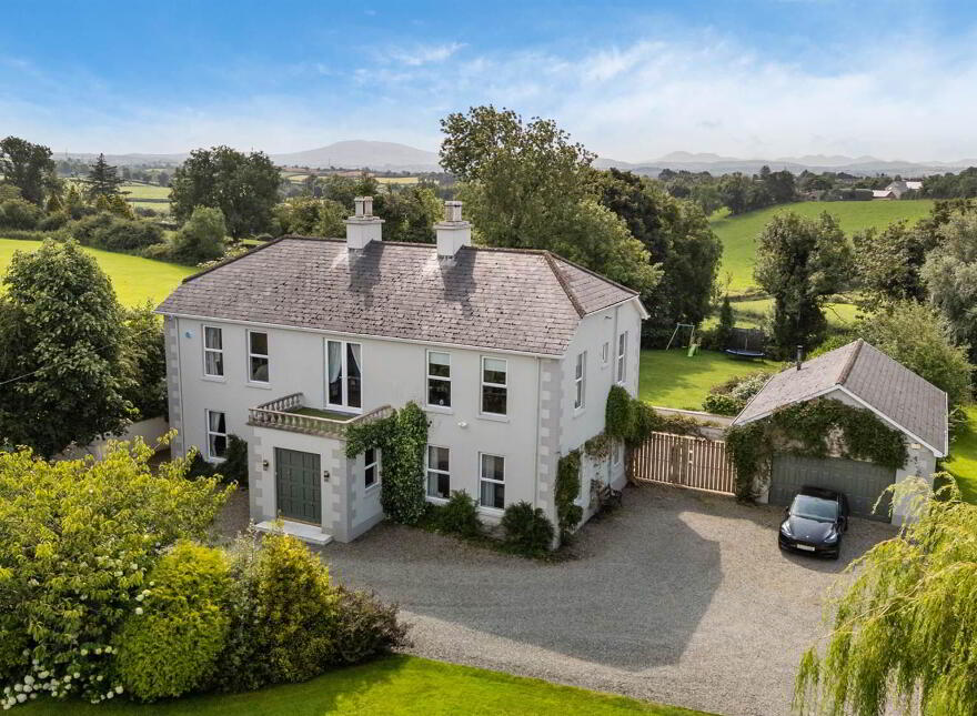 Milebush House, 92 Milebush Road, Dromore, BT25 1RX