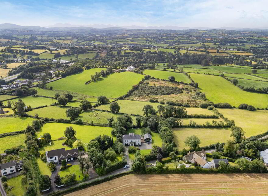 Milebush House, 92 Milebush Road, Dromore, BT25 1RX