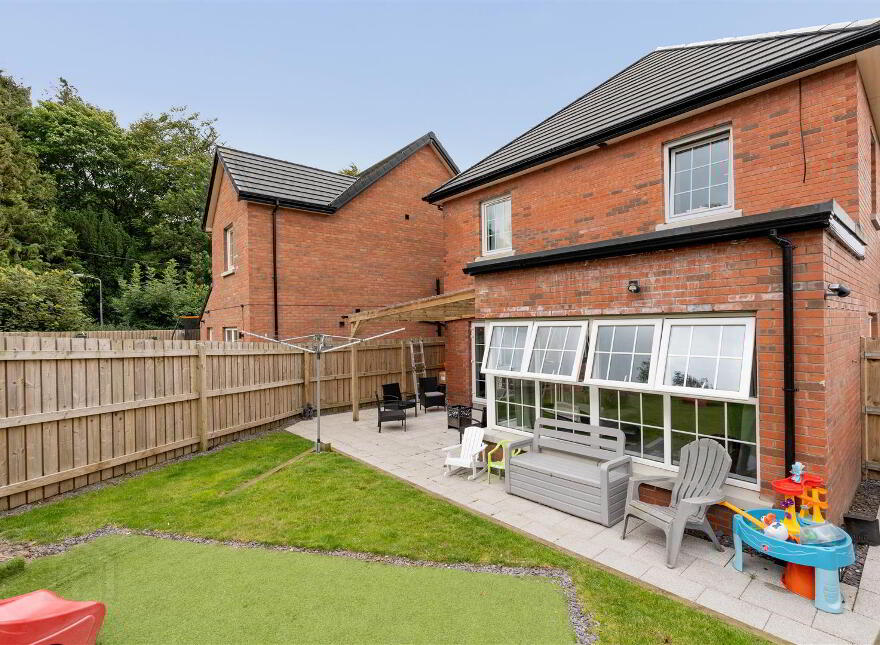 11 Bush View, Antrim, BT41 2UU